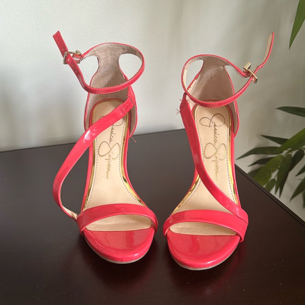 brand new Jessica Simpson heels RAYLI in sweet grapefruit Patent leather  size 6